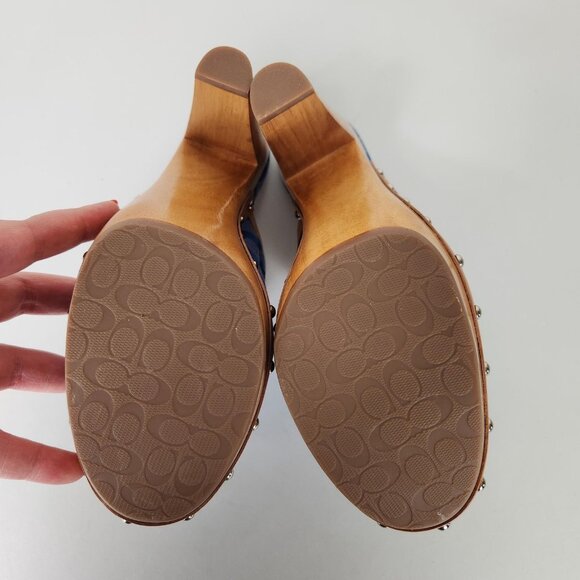 Coach Bacall Clog Shoes Womens Size 7.5 Blue Signature Canvas Wood Heel Platform - Picture 9 of 10